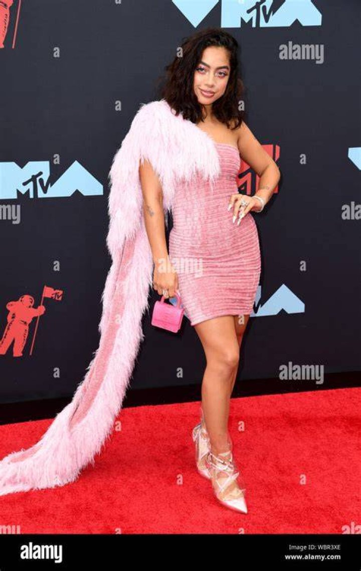 Kiana Led&eacute; 2019 MTV Video Music Awards in Newark &bull; CelebMafia