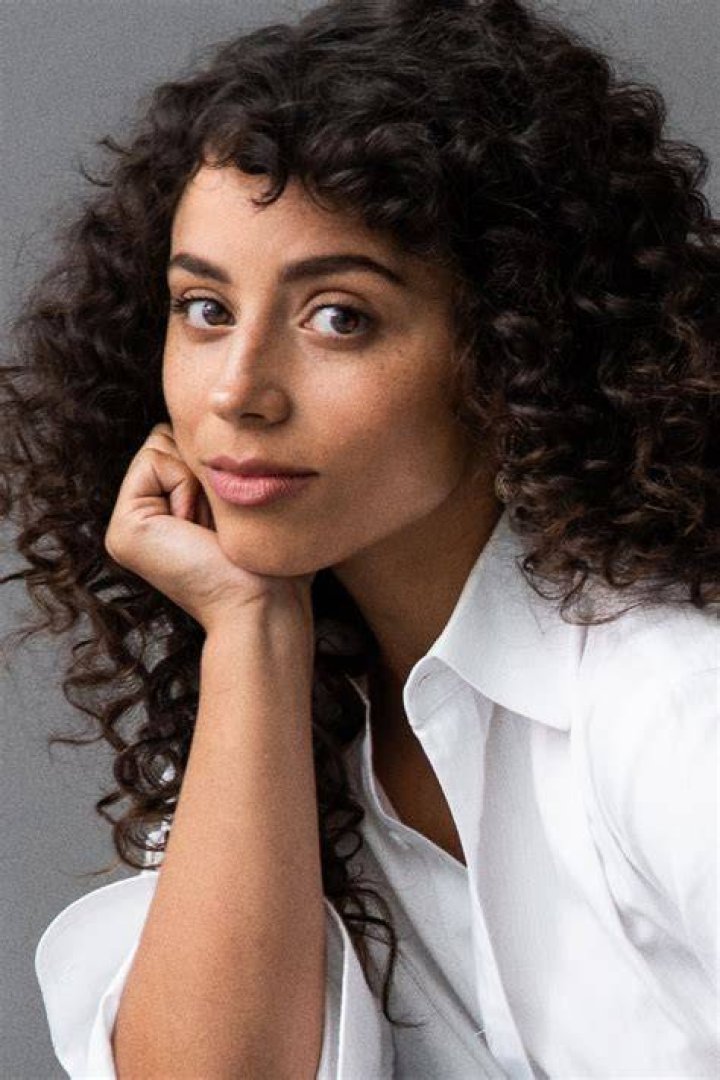 Kiana Madeira (Actress) Biography, Age, Wiki, Height, Weight, Boyfriend