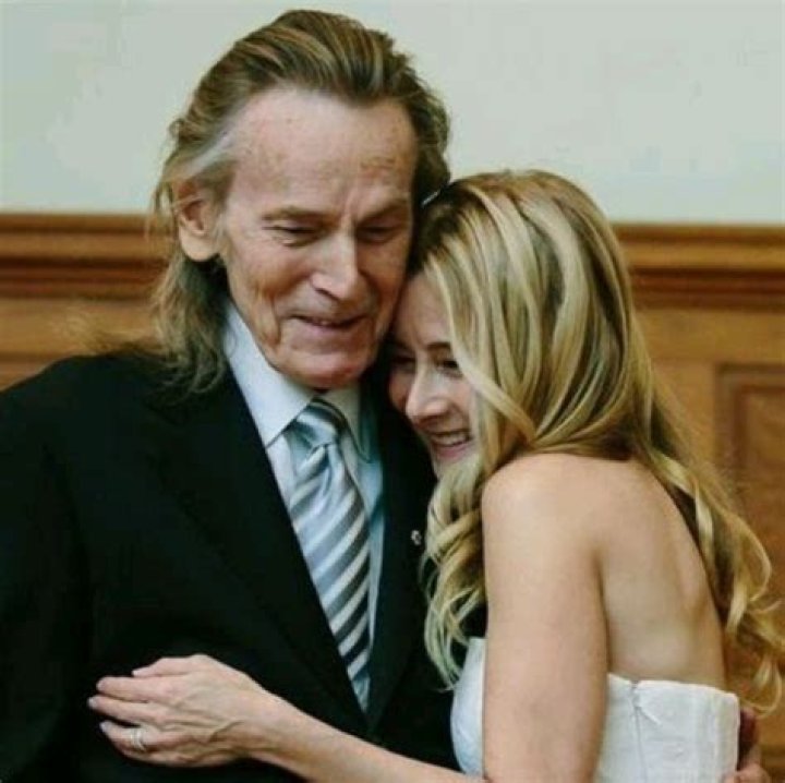 Kim Hasse Who Is Gordon Lightfoot's Wife? Dicy Trends