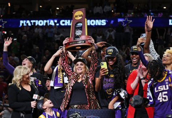 Kim Mulkey, a Colorful and Divisive Coach, Wins Another Title The New
