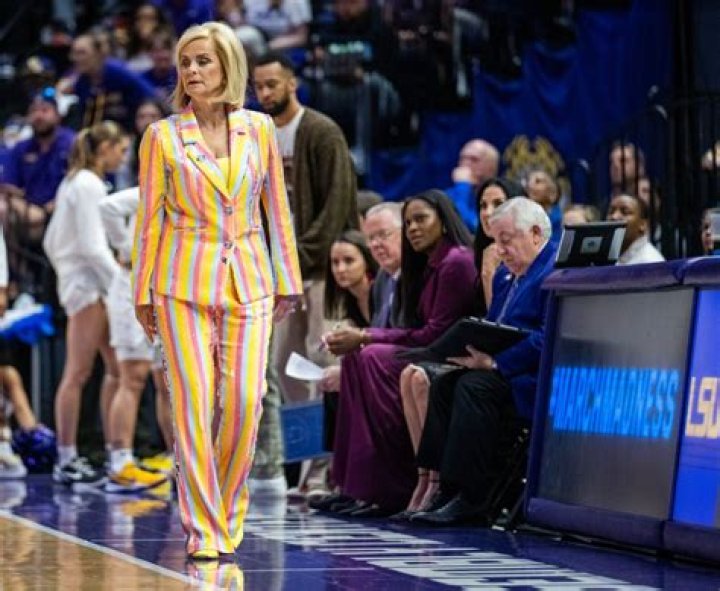 Kim Mulkey&rsquo;s outfits LSU coach&rsquo;s style during 2023 NCAA tournament