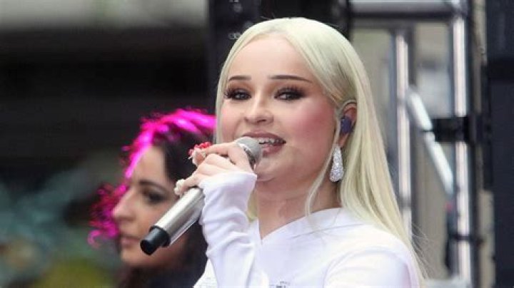 Kim Petras K&ouml;lner Musikerin auf Platz der USCharts Express