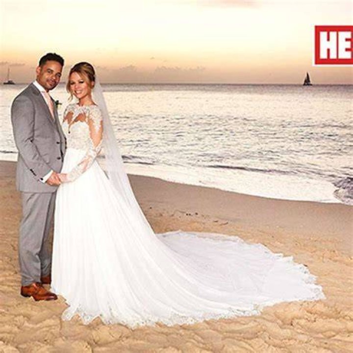Kimberley Walsh shares neverbeforeseen wedding photos for