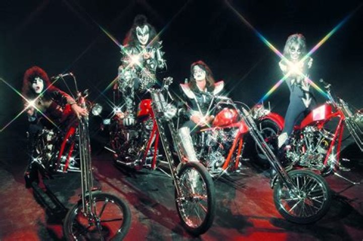 KISS (w/Star Stowe) NYC, April 9, 1976 KISS Photo (38570926) Fanpop