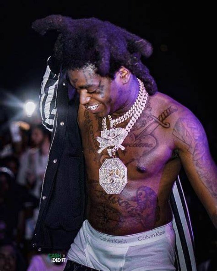 Kodak Black Tattoos His Lawyer&rsquo;s Name On His Hand The Source