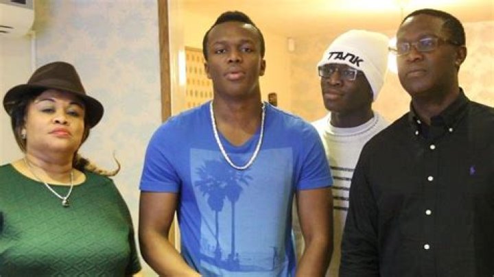 KSI (Olajide William Olatunji) Family Video 👪 With Girlfriend Seana