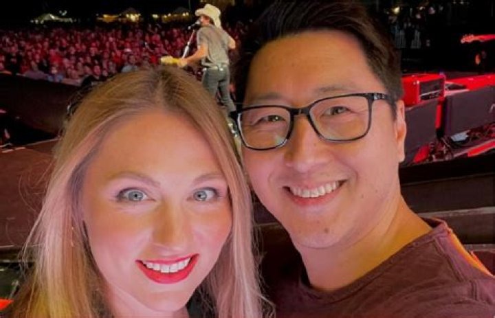 Kurt Bardella Wikipedia, Parents, Family, Wedding, Net Worth