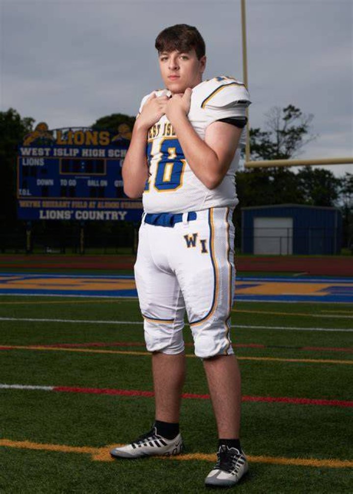 Kyle Dilegame West Islip Obituary Death Linked To Fire