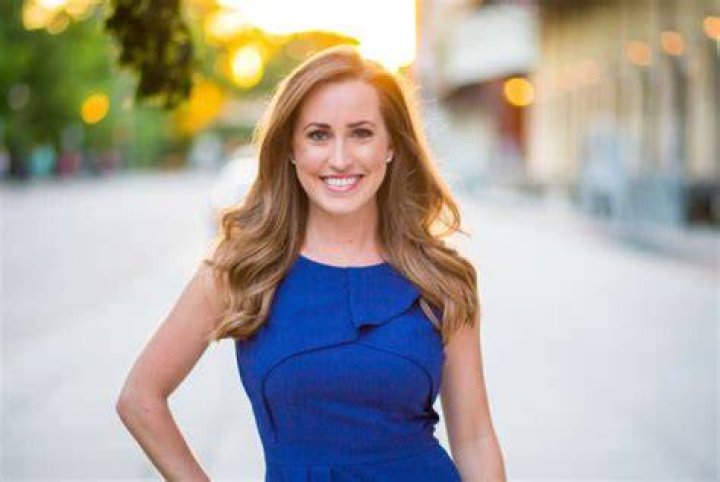 Kylie Bearse (WCCO weather) Wiki Bio, age, height, husband, married