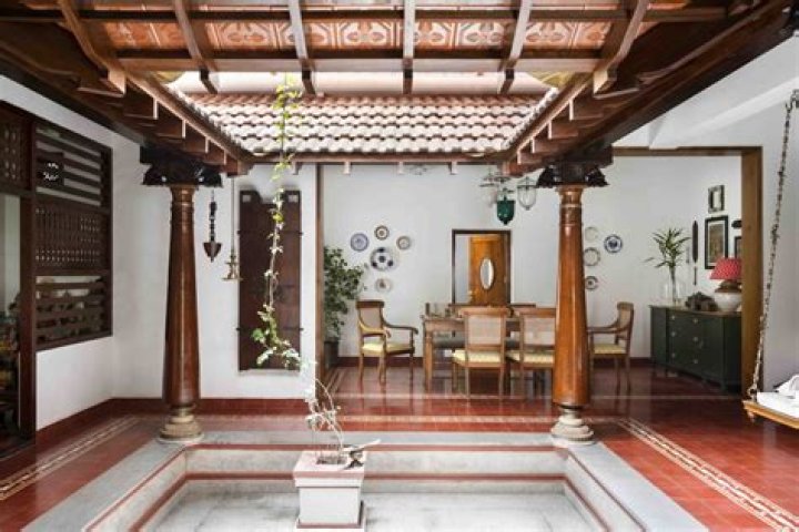 Lady&rsquo;s House Home