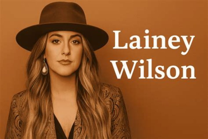 Lainey Wilson Age