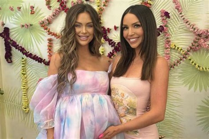 Lala Kent & Scheana Shay's Surprising Reactions To Ariana Madix&rsquo;s Hunky