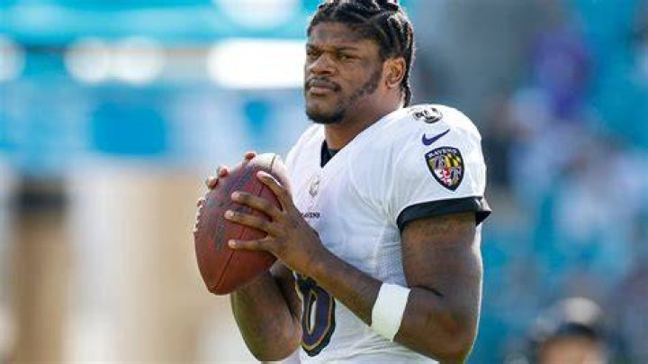 Lamar Jackson's Mother is His Agent During Ravens Contract Negotiations