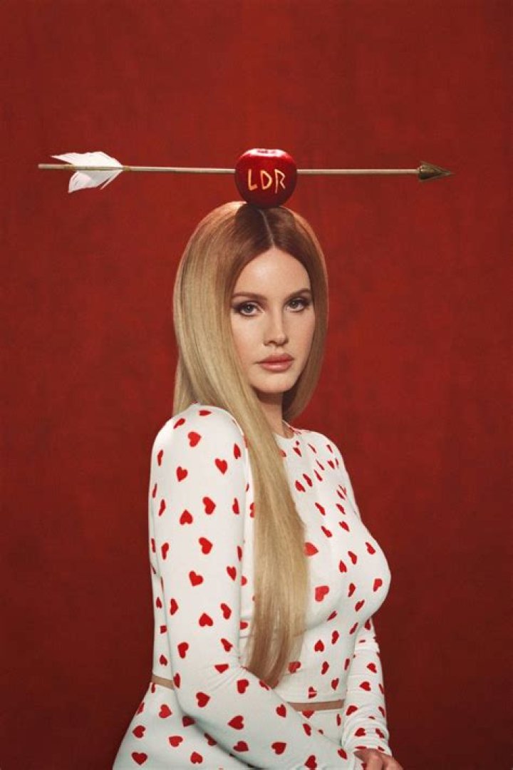 Lana Del Rey Skims Valentine&rsquo;s Day Campaign January 2024 &bull; CelebMafia