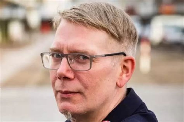 Landtagskandidaten Aaron Schmidt, die Partei