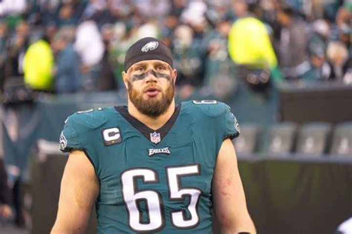 Lane Johnson | Look In Long Hair? Is He Bald Now? Lane Johnson