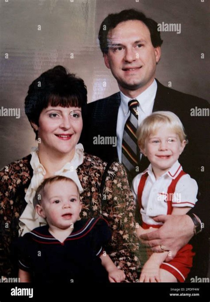 Laura Alito What Is Samuel Alito's Daughter Doing Now?
