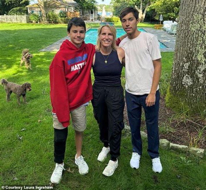 Laura Ingraham madityasitis