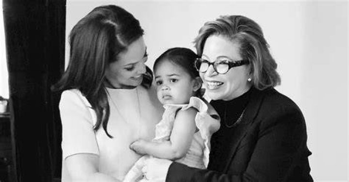 Laura Jarrett (William & Valerie Jarrett Daughter), CNN, Age, Husband