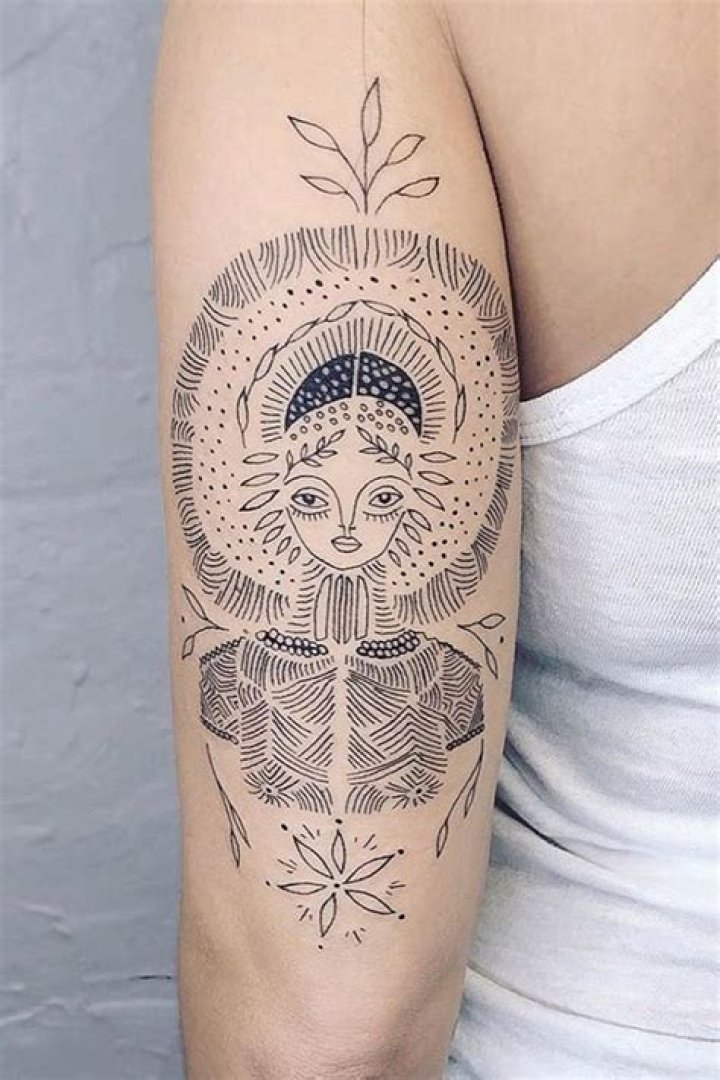 Laura Martinez on Delicate Tattoos, Travel, and Founding Fleur Noire