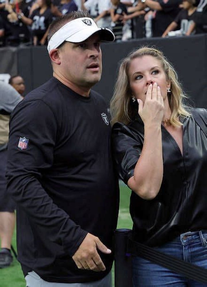 Laura McDaniels NFL Josh McDaniels' Wife (Bio, Wiki)