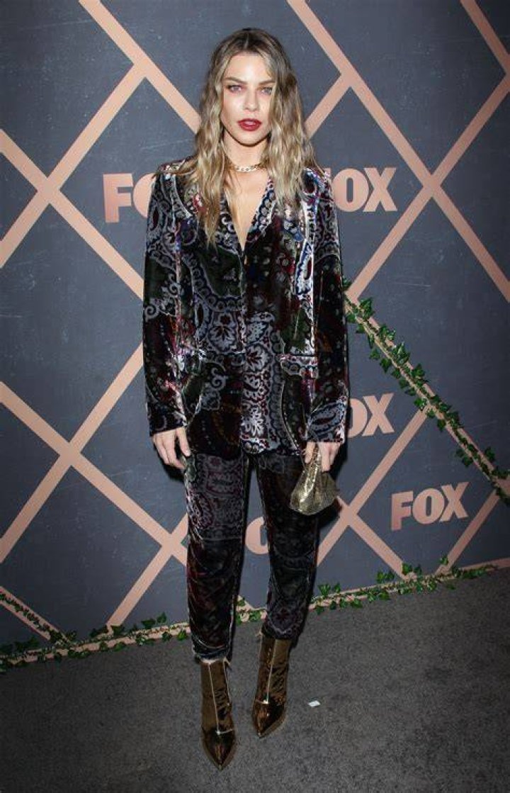 LAUREN GERMAN at Fox Fall Premiere Party Celebration in Los Angeles 09