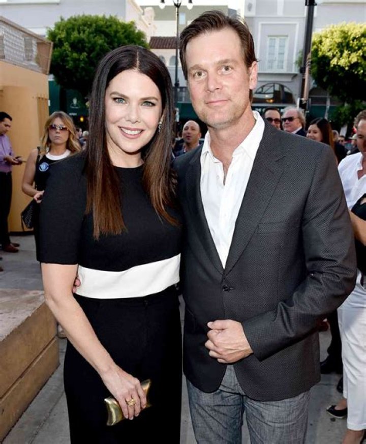 Lauren Graham Hopes Peter Krause's Son Is 'Part of the Rest of My Life'