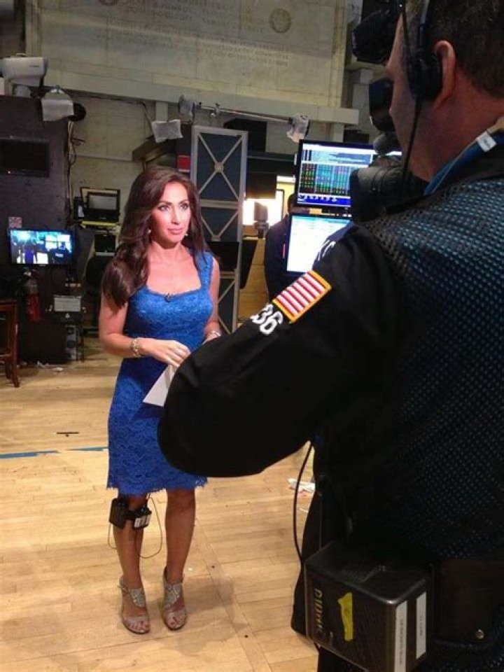 Lauren Page 73 TvNewsCaps