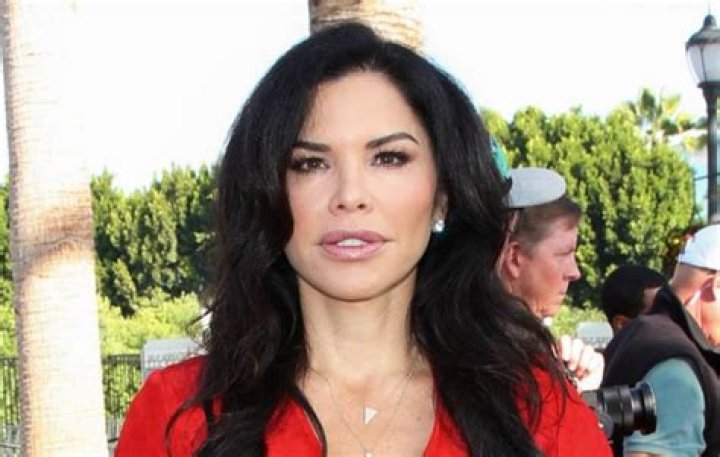Lauren Sanchez Wiki Age Biography Husband Net Worth Controversy Pic