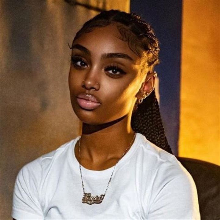 Lay Bankz Age, Net Worth, Boyfriend, Family, Height and Biography