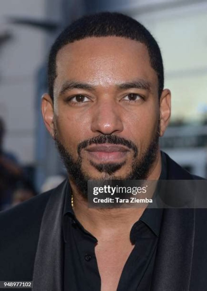 Laz Alonso "My Mom Is Psychic When It Comes To Women"