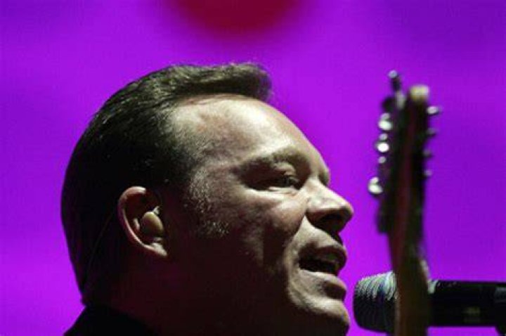 Lead singer of UB40 leaves band after argument over solo career The