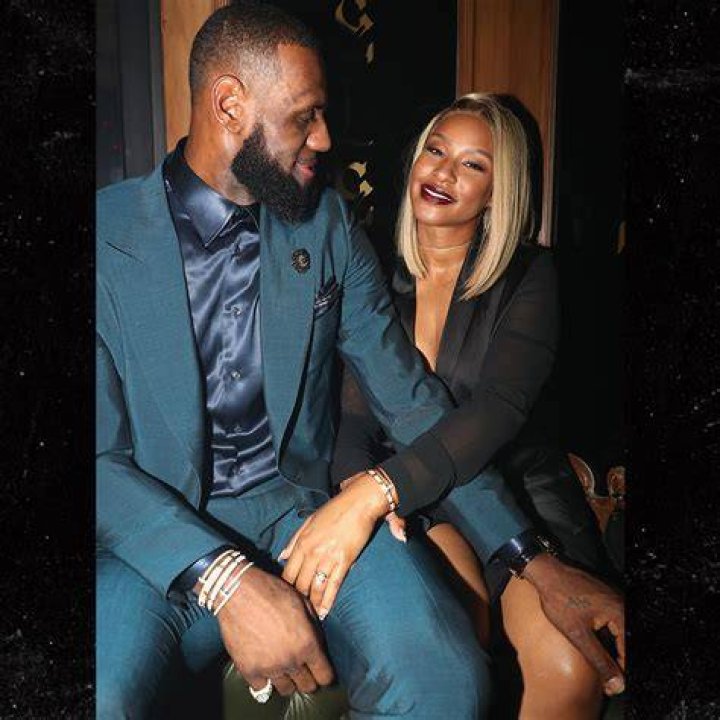 LeBron James Love Life Exposed, Once He Was Engaged To Adrienne Bailon