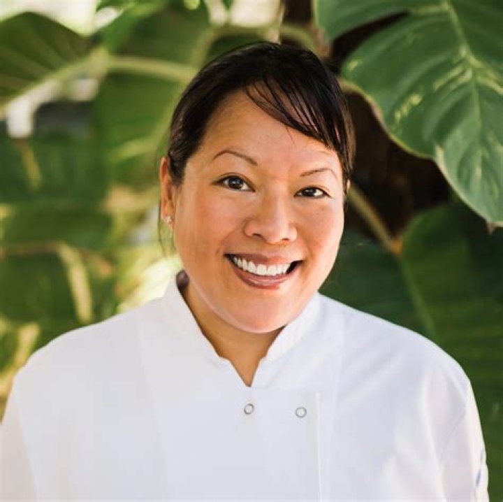 Lee Anne Wong BioWiki, Age, Height, Family, Top Chef, Husband, Baby