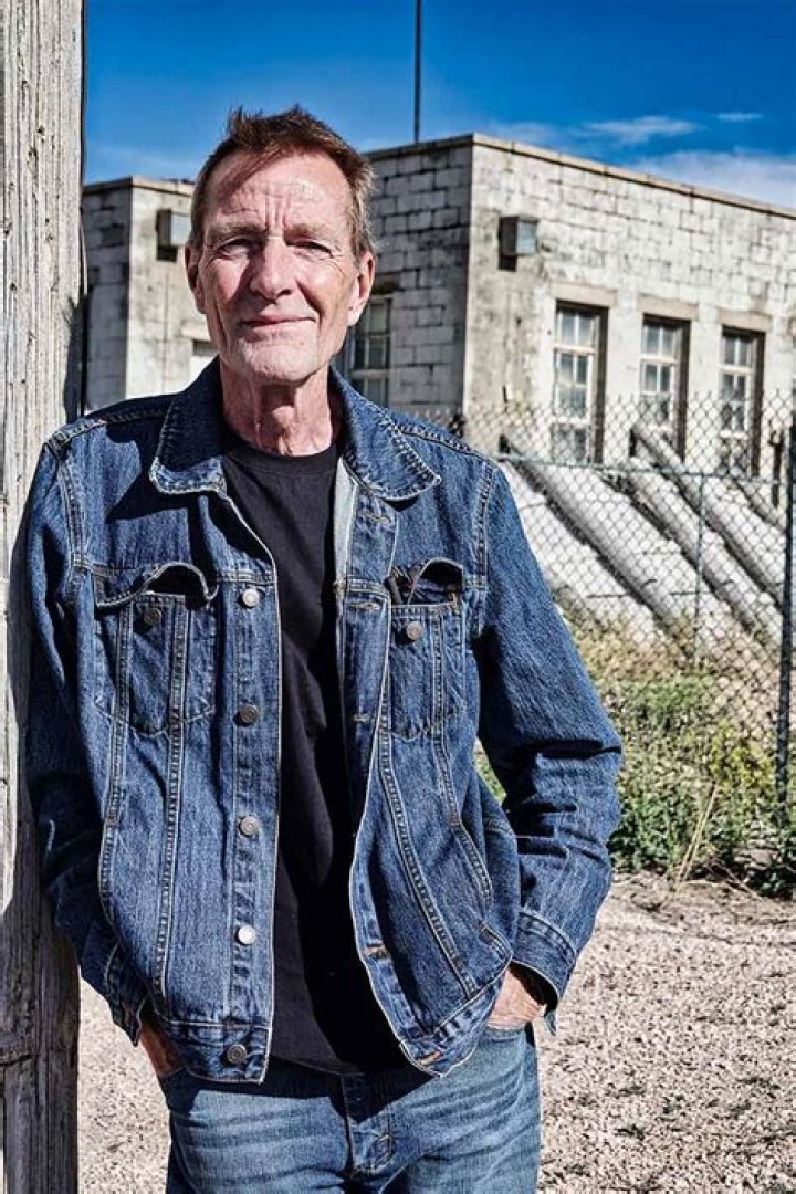 Lee Child Interview Talking “Life & Life,” Reacher and Cruise