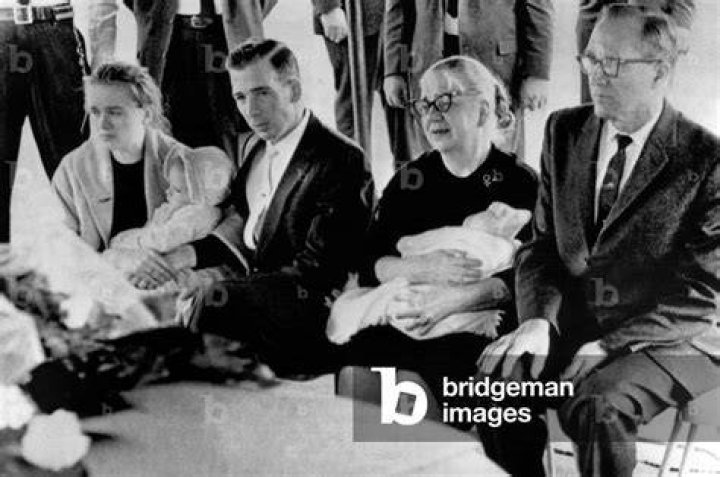 Lee Harvey Oswald Children Meet June Lee And Audrey Marina Rachel Oswald