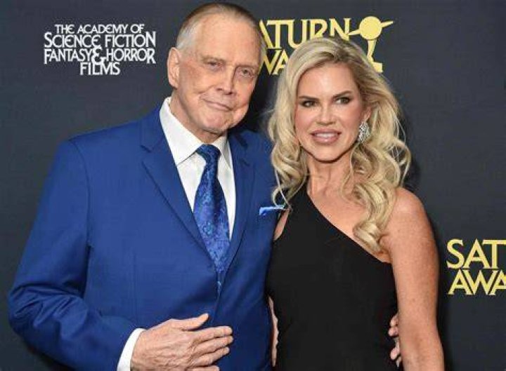 Lee Majors Has ‘Heart of Gold’ & Helped Wife Life Tragedies