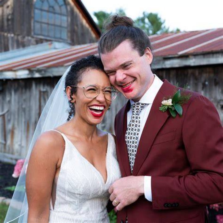 Lee Norris Wife Age, Height, Net Worth, Controversies & Bio