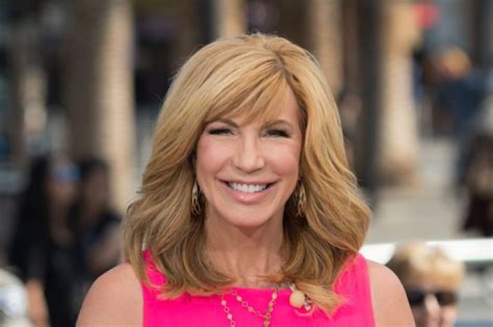 Leeza Gibbons Net Worth, Biography, Wiki, Age, Husband, Parents, Height