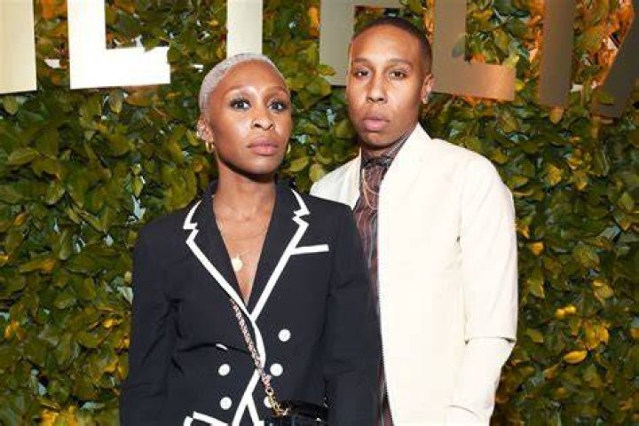 Lena Waithe celebrates her 'LGBQTIA family' in her winner's speech