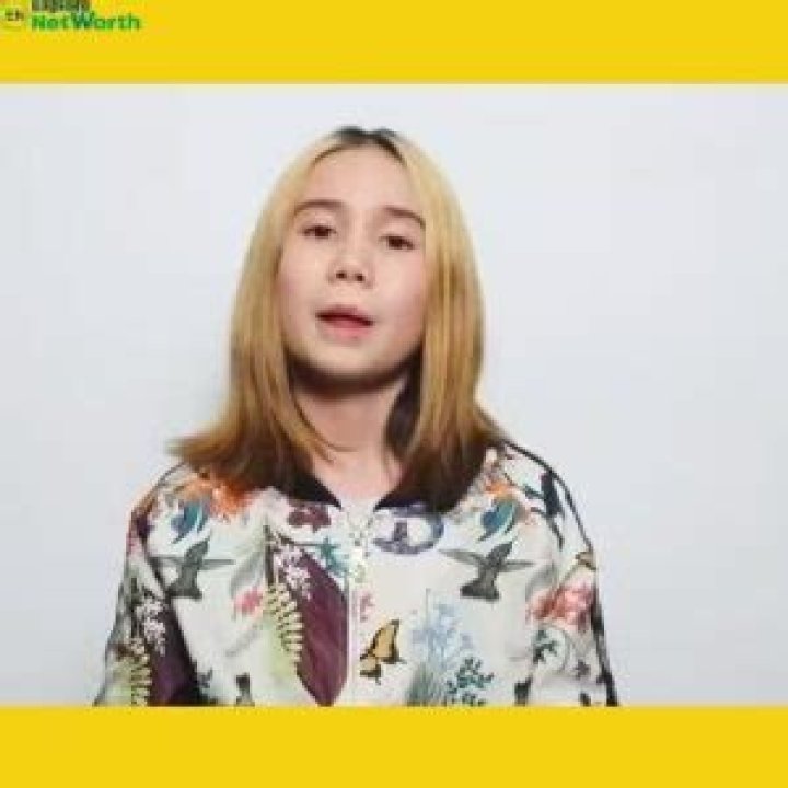 Lil Tay net worth 2023 How much rapper earned from social media Beem