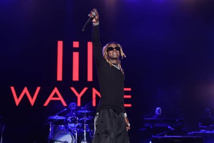 Lil Wayne & His Fianc&eacute;e La'Tecia Thomas Go Instagram Official iHeart
