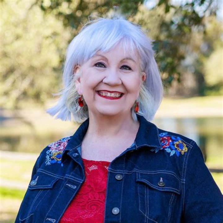 Linda D. McDowell Obituary Sunset Funeral Home