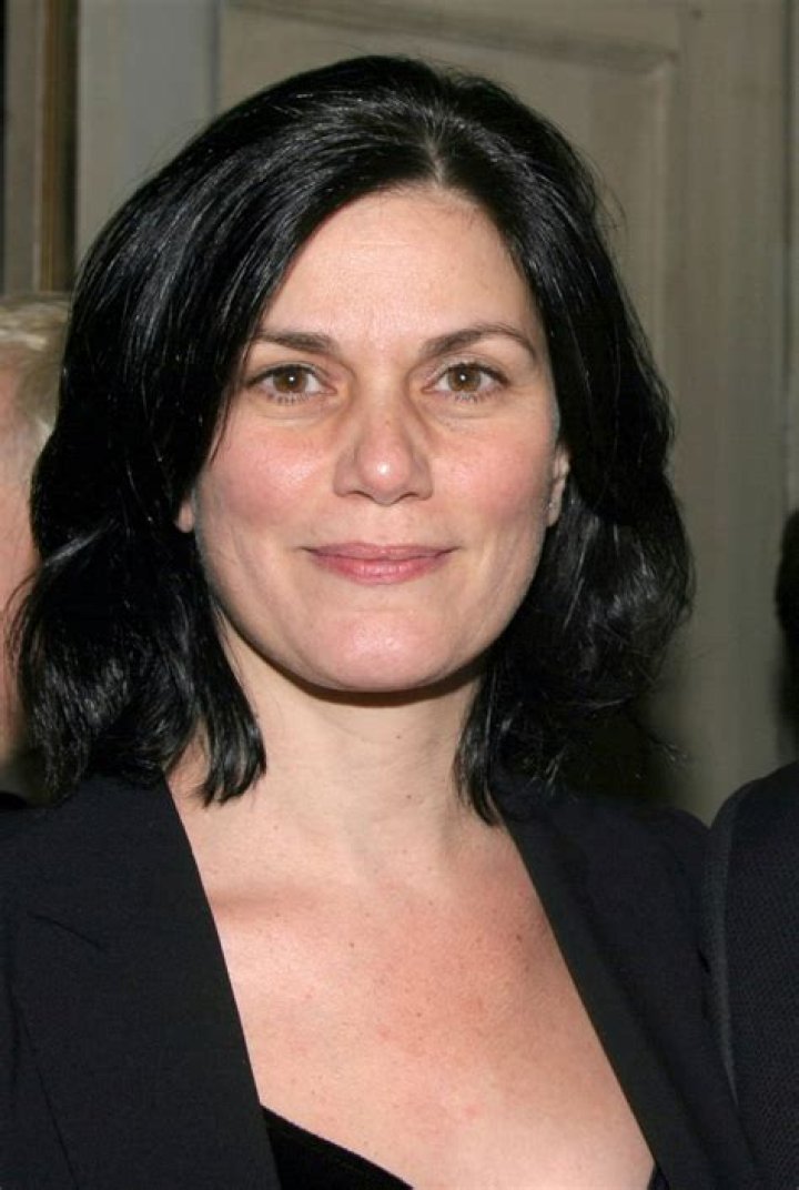 Linda Fiorentino's Portrait Photos Wall Of Celebrities