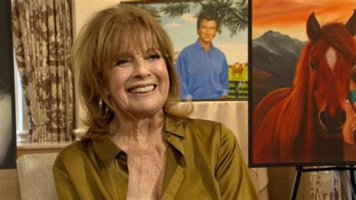 Linda Gray photo 19 of 21 pics, wallpaper photo 645670 ThePlace2