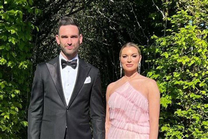 Lindsay Hubbard & Carl Radke Split, Find Out Who Ended It 247 News