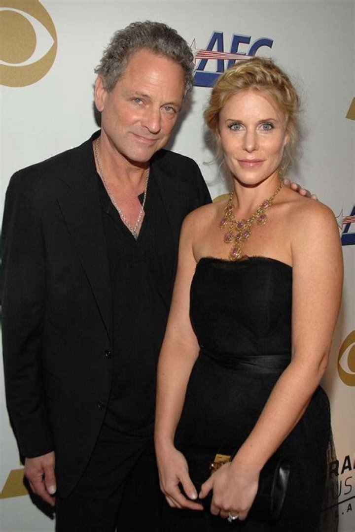 Lindsey Buckingham and wife 'working on' their marriage