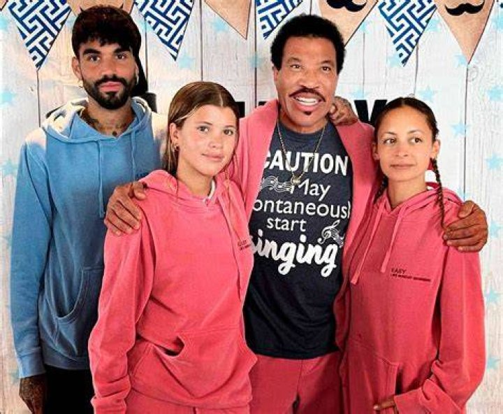 Lionel Richie on Adopting Daughter Nicole with First Wife Brenda Harvey