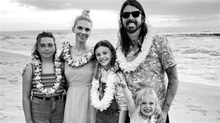 Lisa Grohl Sibling Of Rock Legend Dave Grohl Wiki Bio