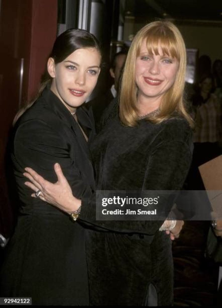 Liv tyler mom bebe buell canadananax